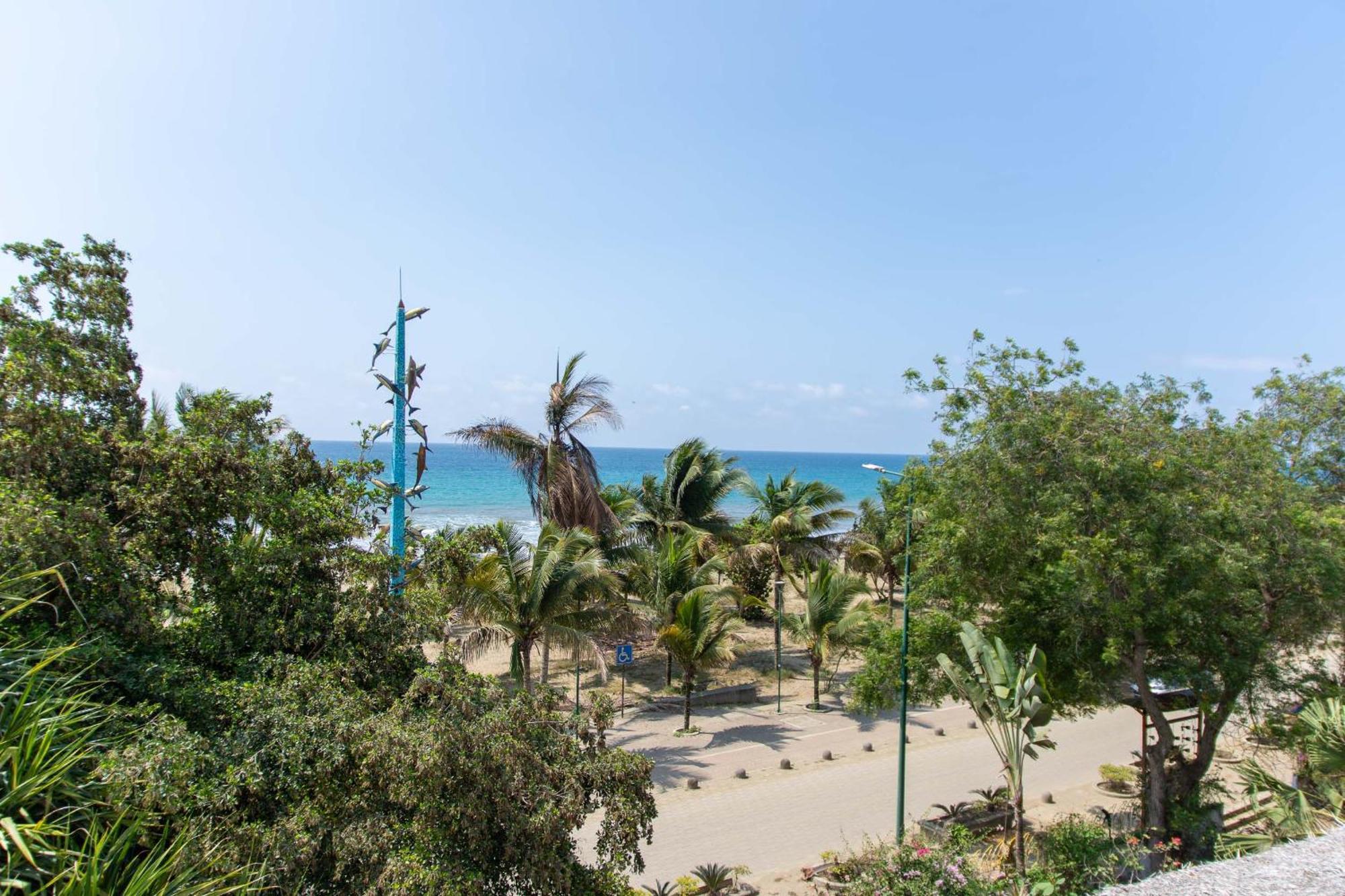 Hosteria Mandala Puerto López Екстериор снимка